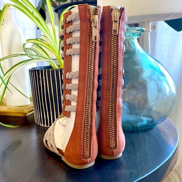 JoyFolie Baby Gladiator Sandals Boho NWOT Flats Brown 4 Booties Baby Shoes - Picture 6 of 13